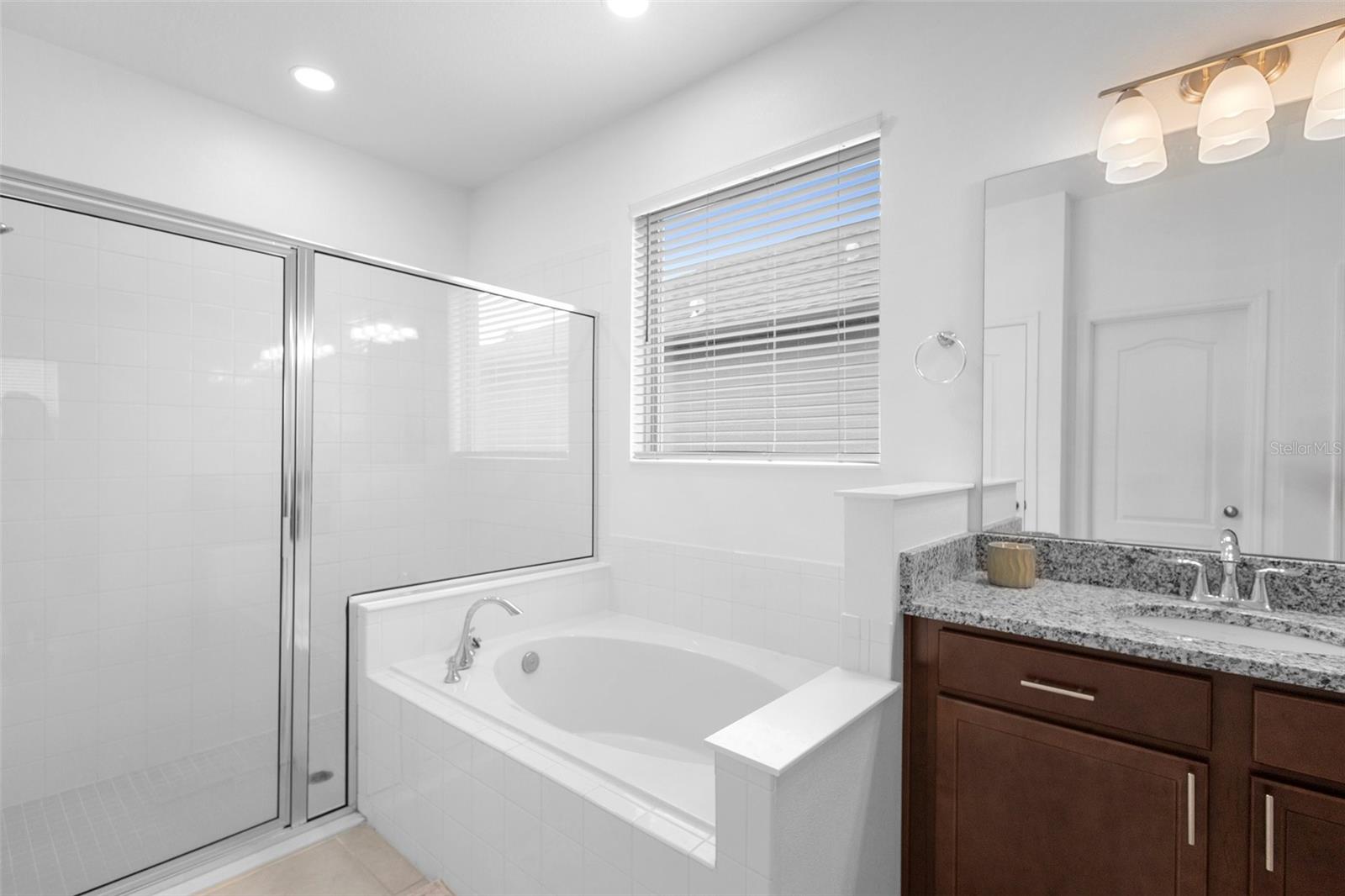 Image 34 of 50 For 17199 Hickory Wind Drive