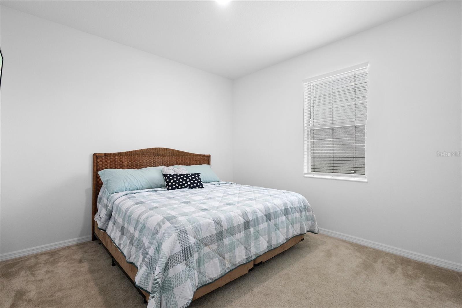 Image 38 of 50 For 17199 Hickory Wind Drive