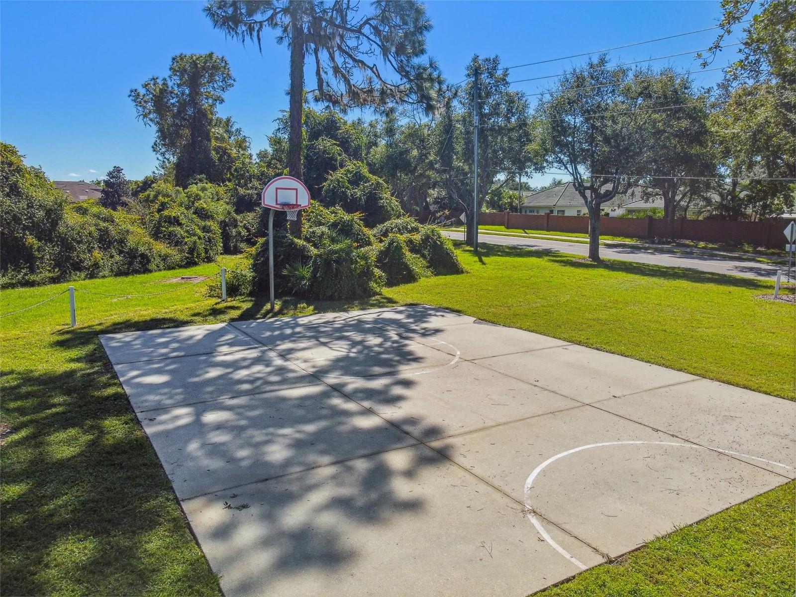 Image 44 of 49 For 578 Newhall Lane