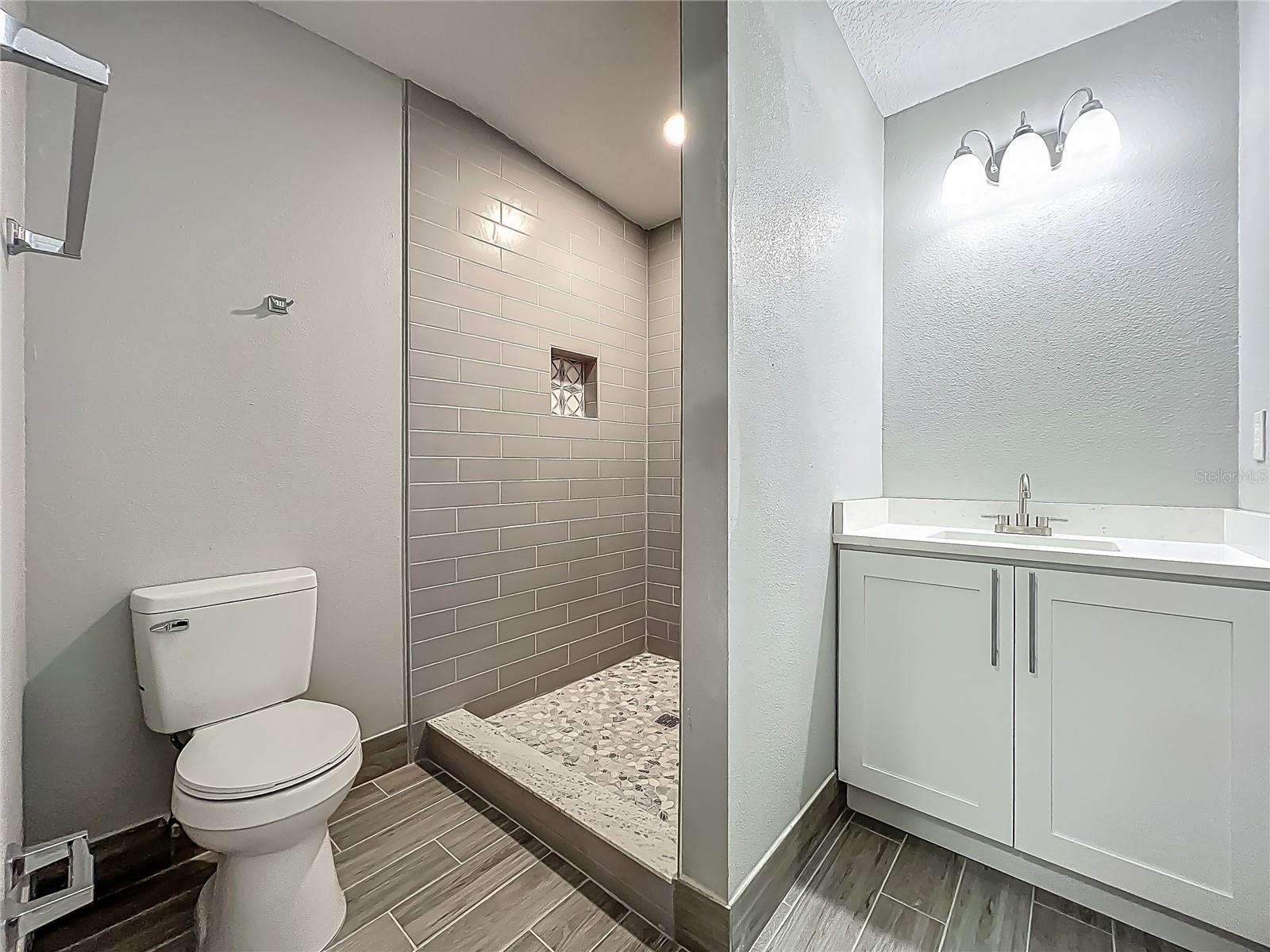 Image 32 of 43 For 1414 Beaver Place