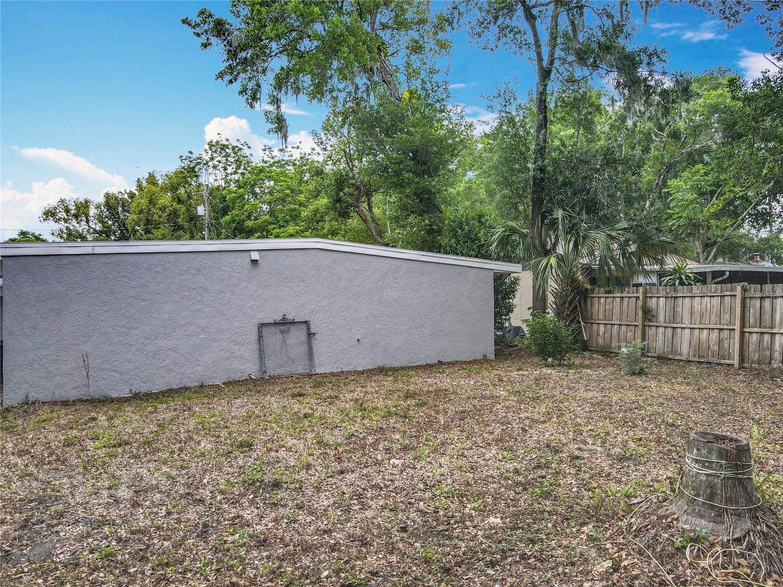 Image 34 of 43 For 1414 Beaver Place