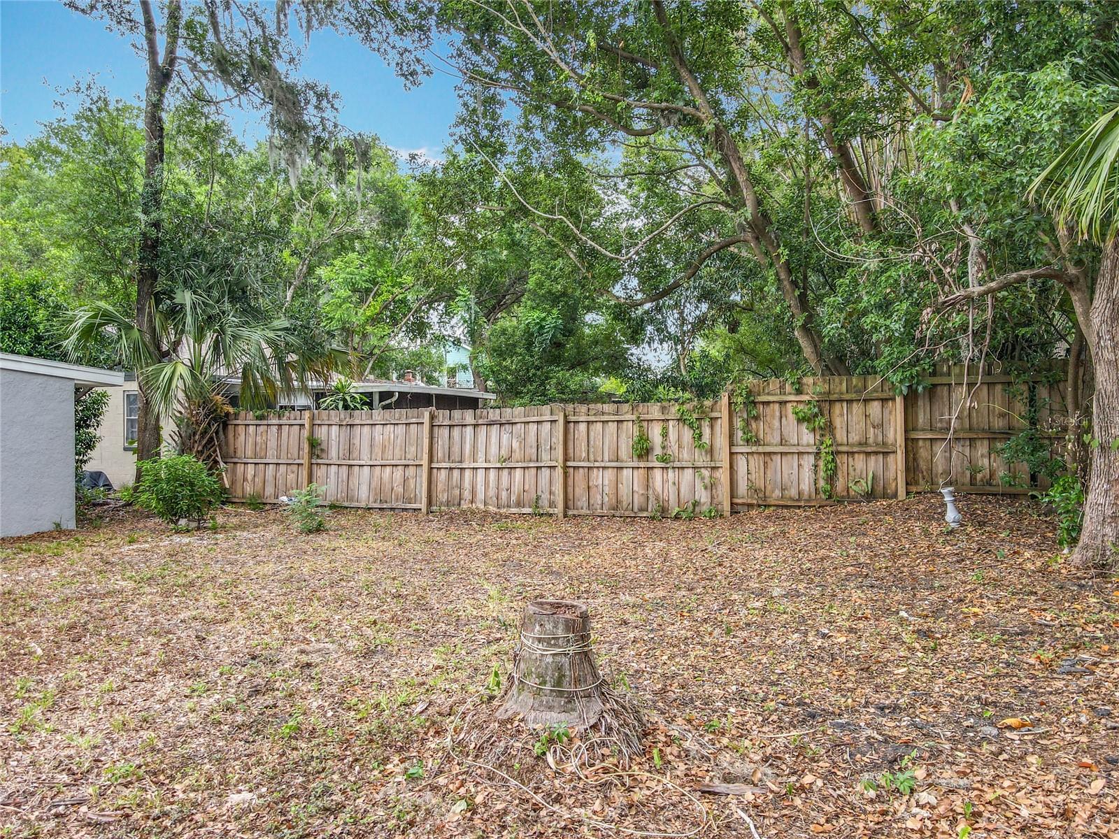 Image 35 of 43 For 1414 Beaver Place