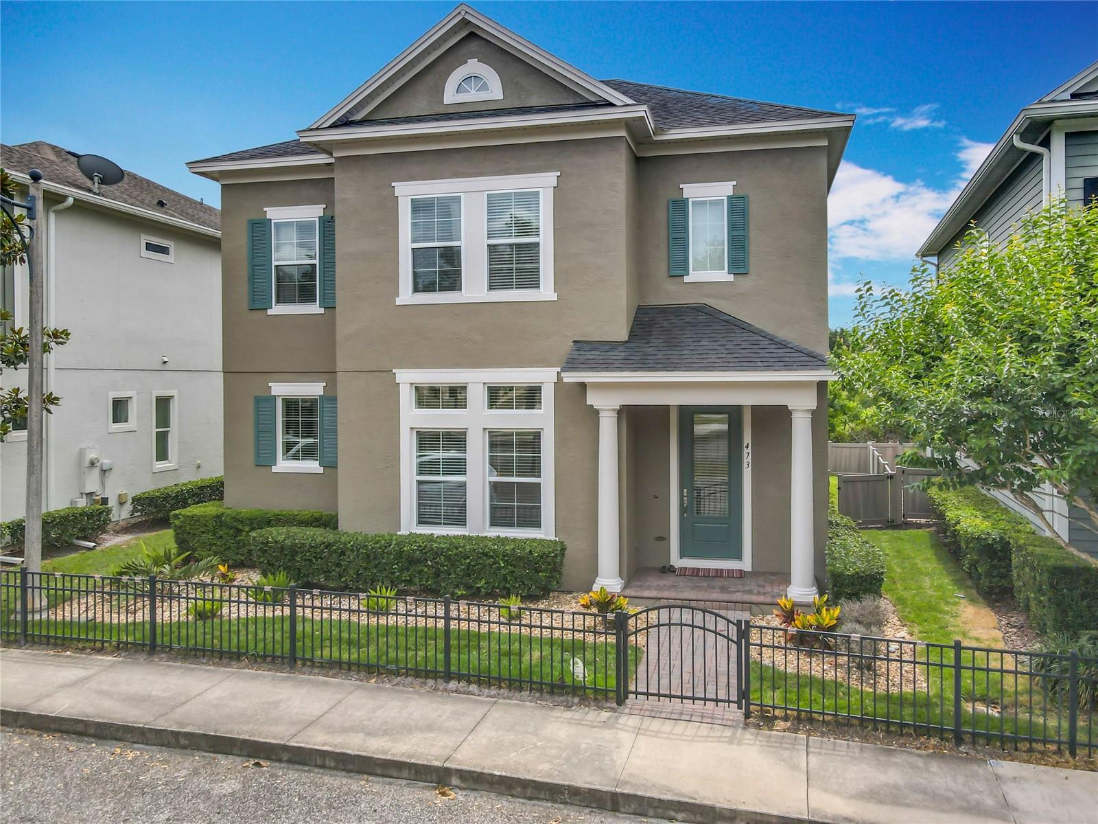 Image 2 of 70 For 473 Oviedo Boulevard