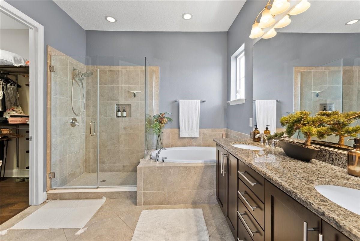 Image 28 of 38 For 8436 Tavistock Lakes Boulevard