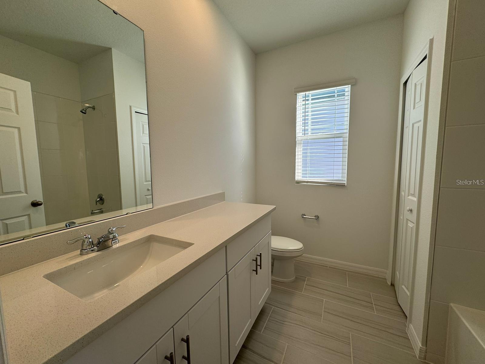 Image 19 of 23 For 2356 Treasure Hill Street