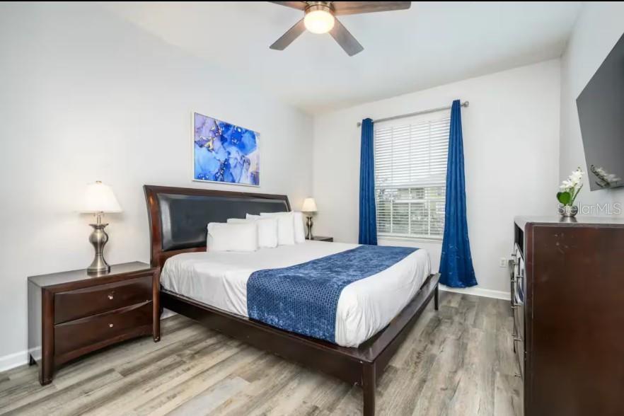 Image 6 of 11 For 4802 Cayview Avenue 301