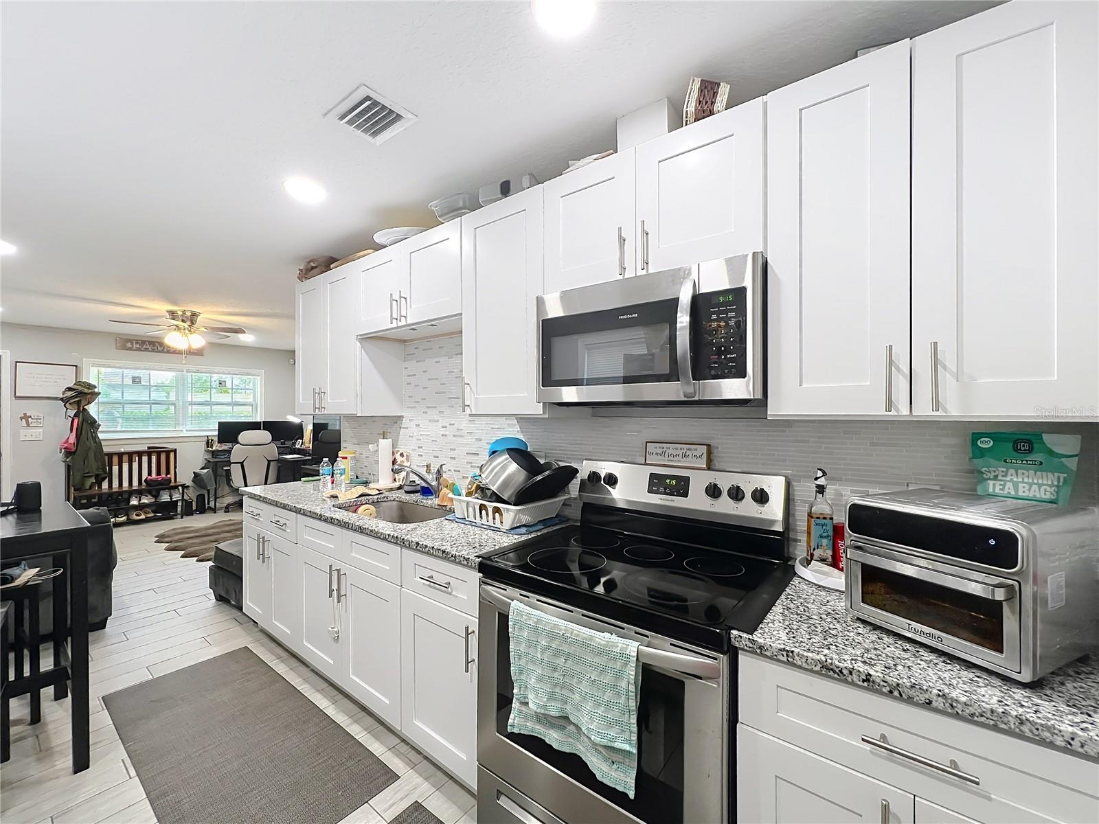 Image 11 of 79 For 5214 Josephine Street