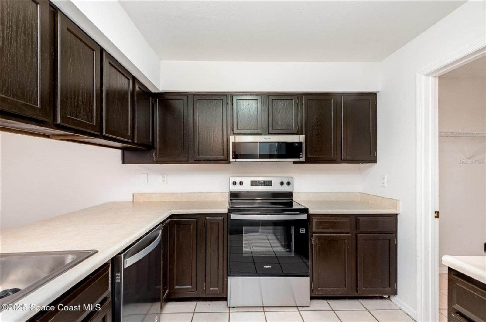 Image 10 of 26 For 3164 Finsterwald Drive 3164