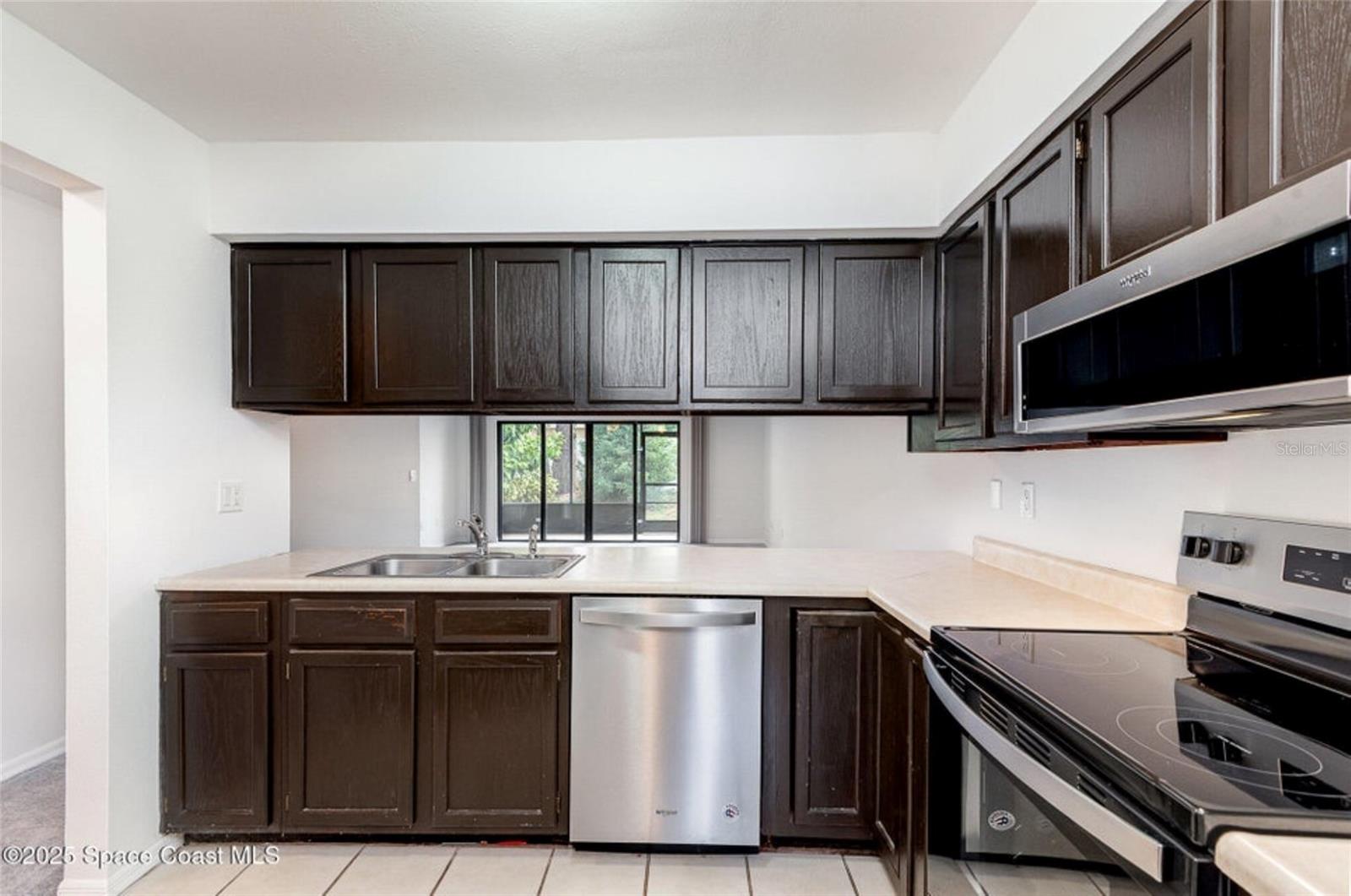 Image 11 of 26 For 3164 Finsterwald Drive 3164
