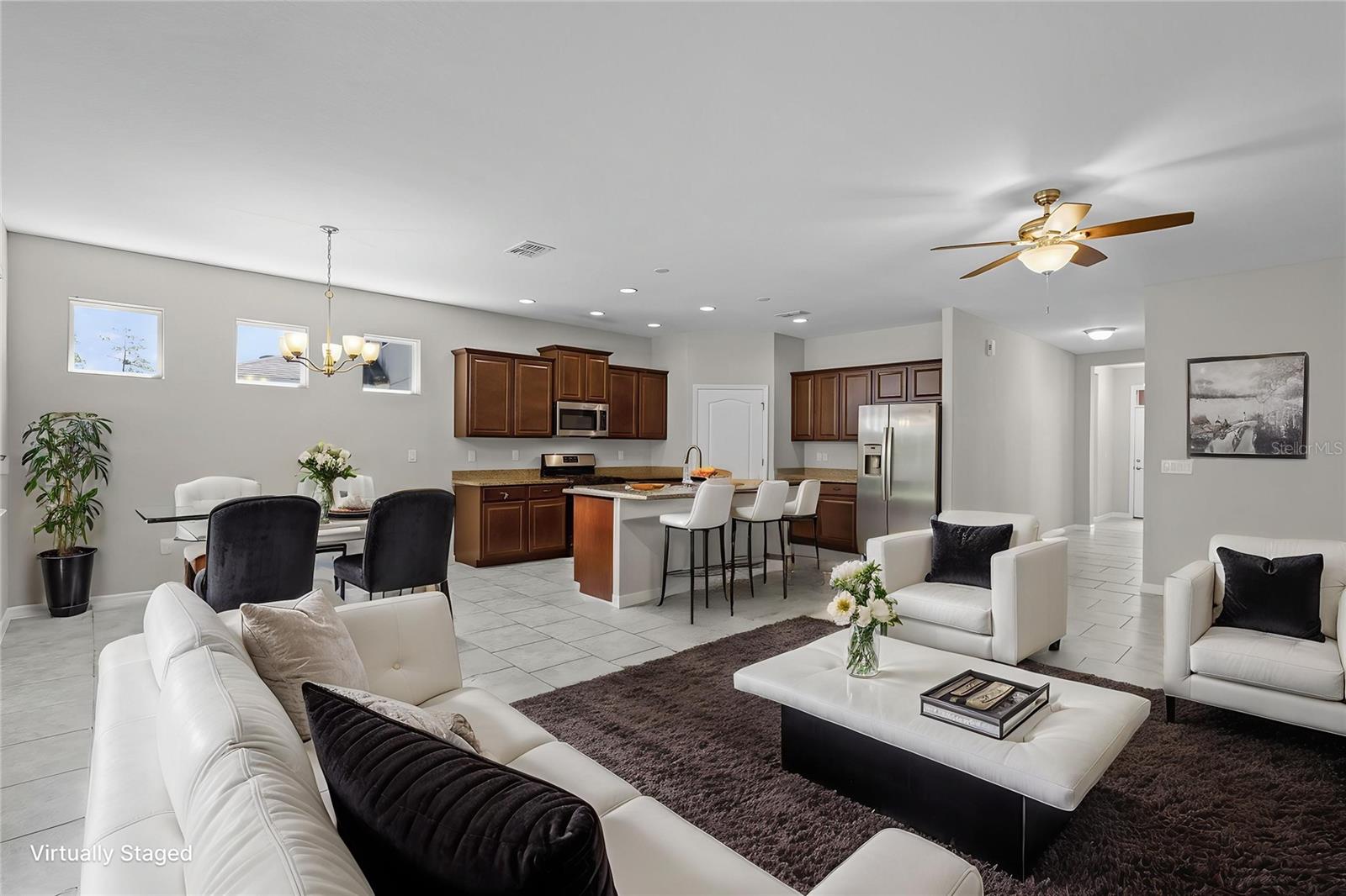 Image 2 of 62 For 405 Freesia Court