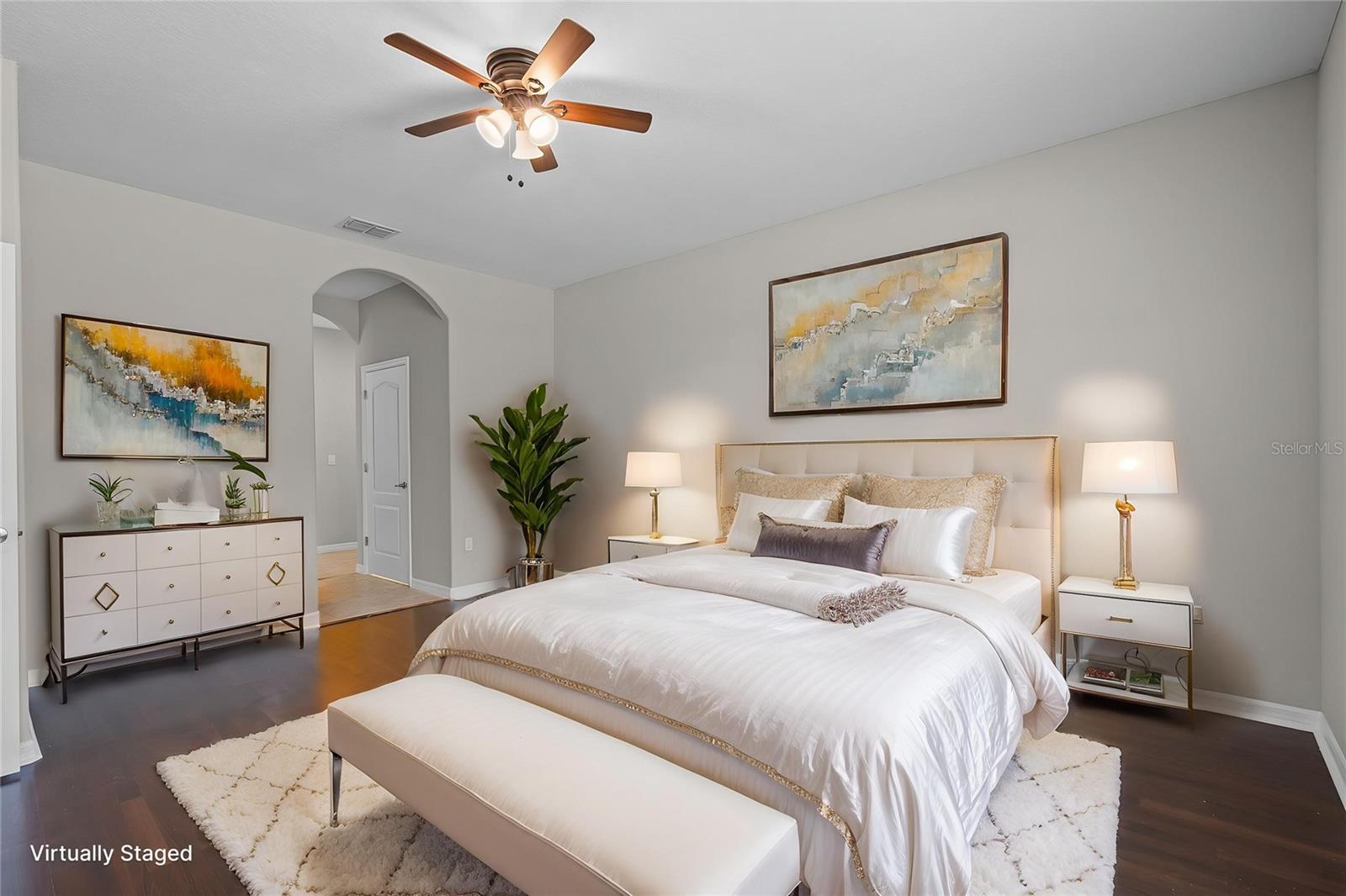 Image 4 of 62 For 405 Freesia Court
