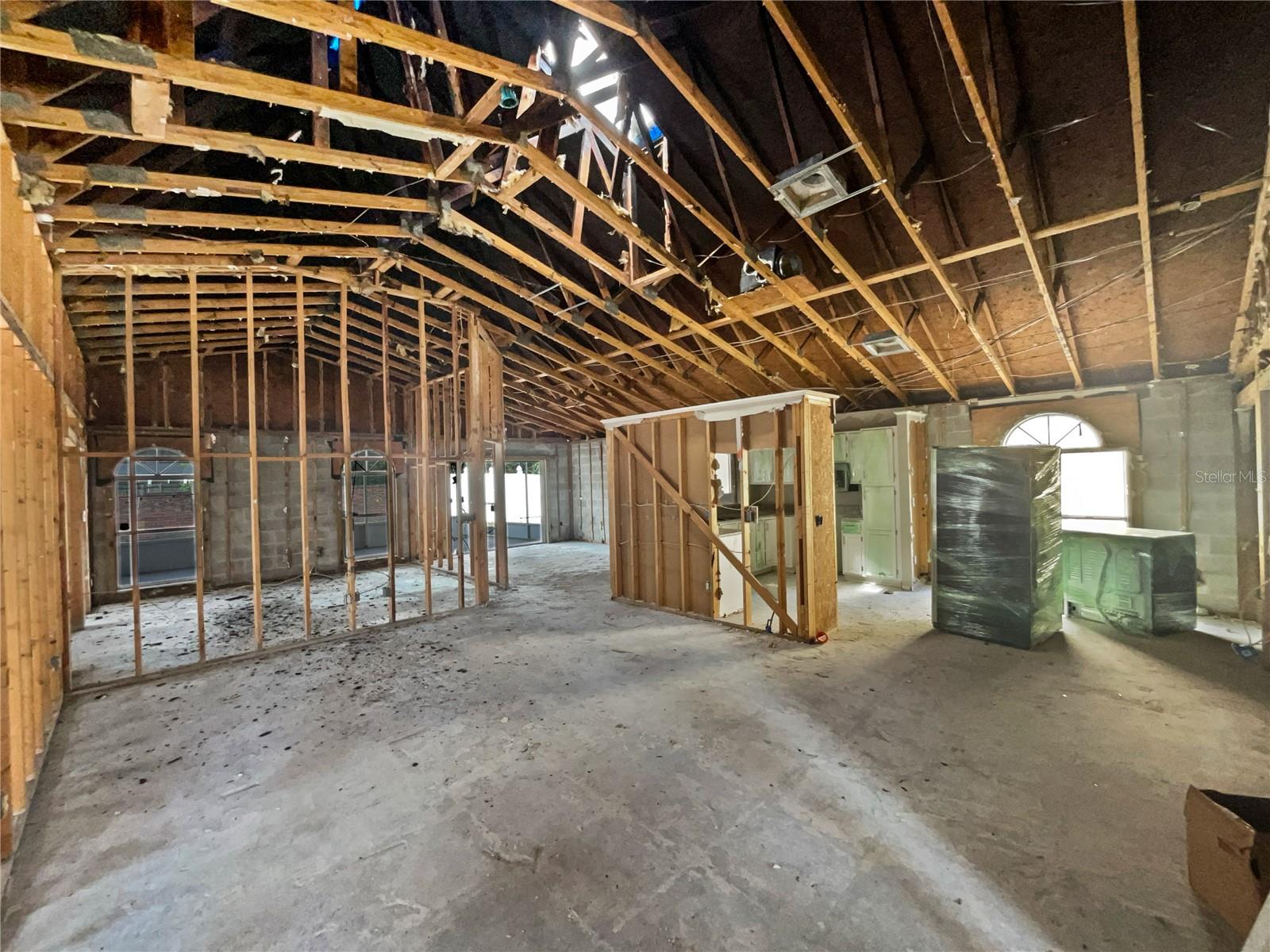Image 4 of 26 For 2226 Newt Street