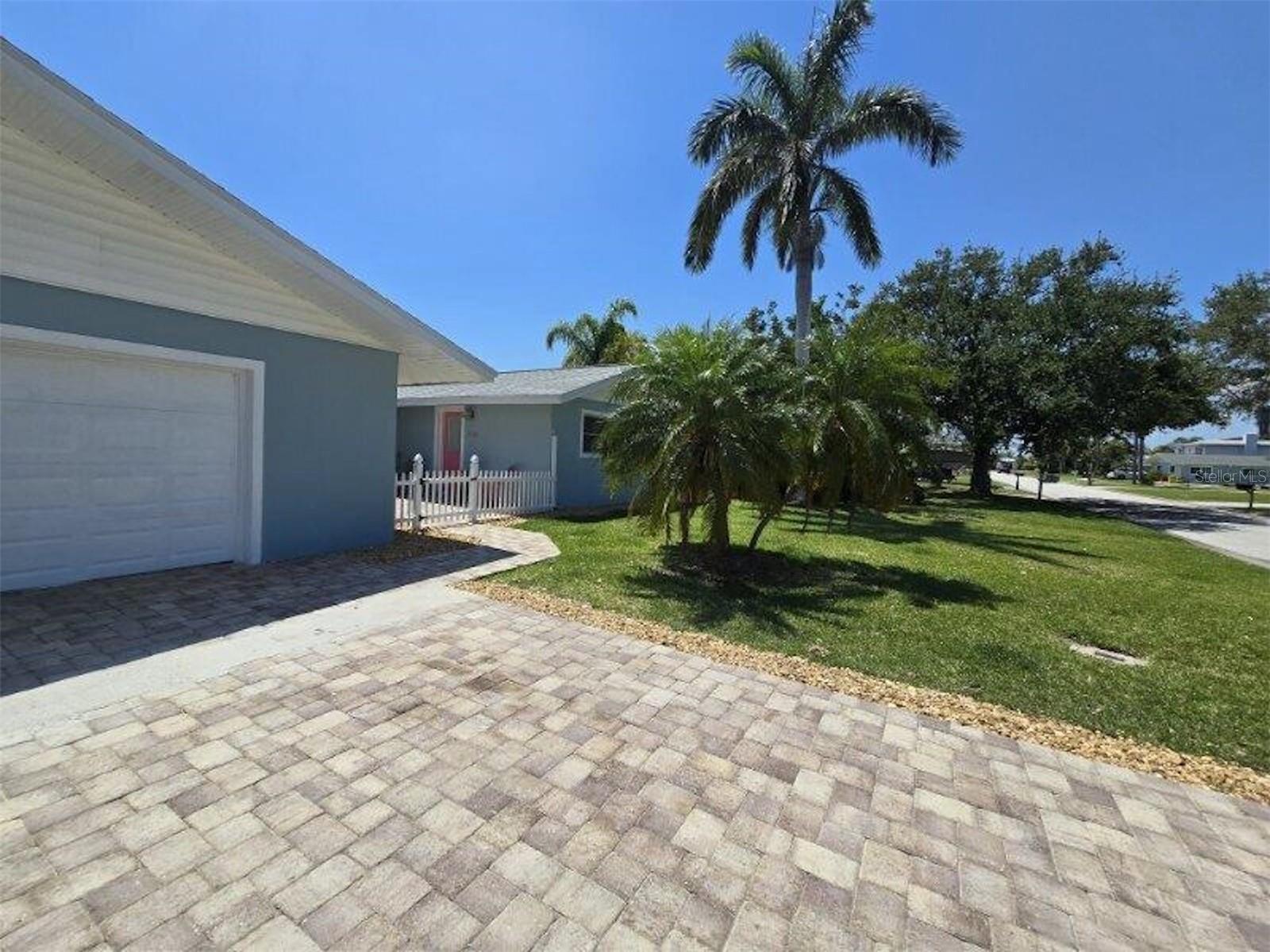 Image 3 of 43 For 333 Osceola Lane