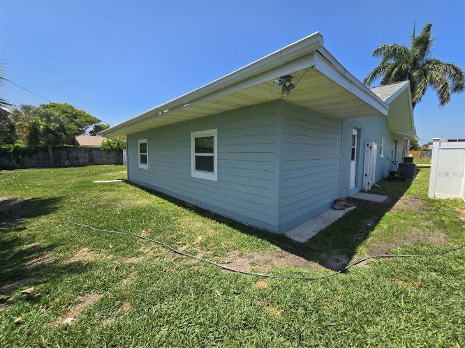 Image 8 of 43 For 333 Osceola Lane