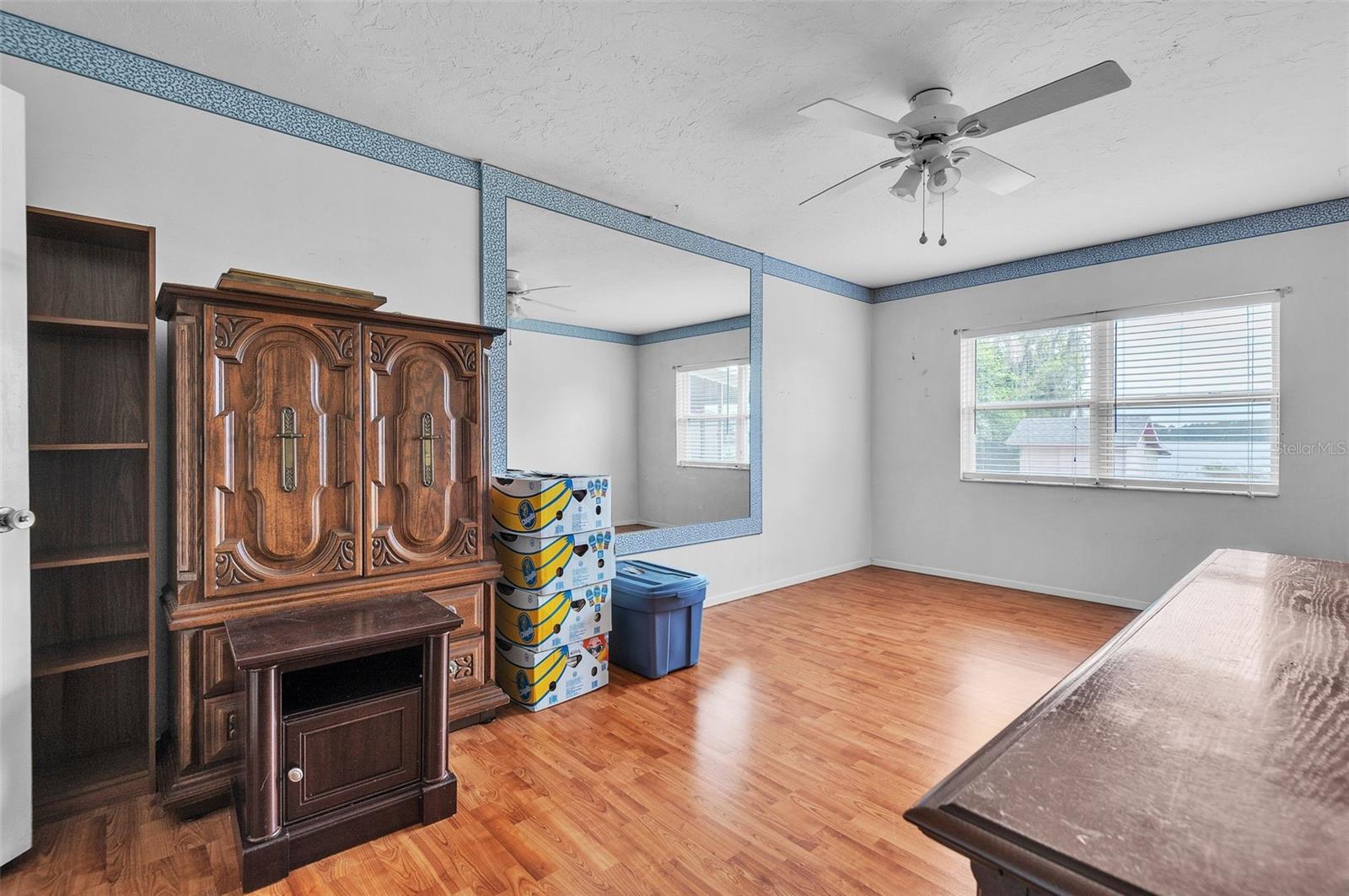 Image 14 of 31 For 1354 Shore Drive