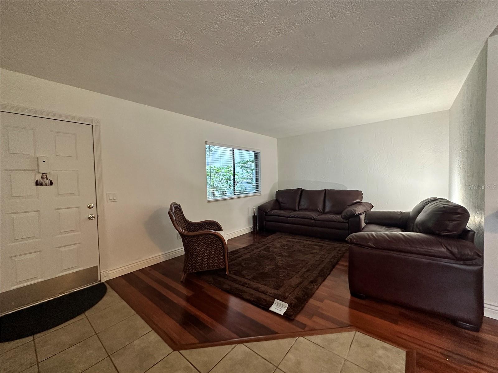Image 4 of 23 For 2349 Oak Park Way 107