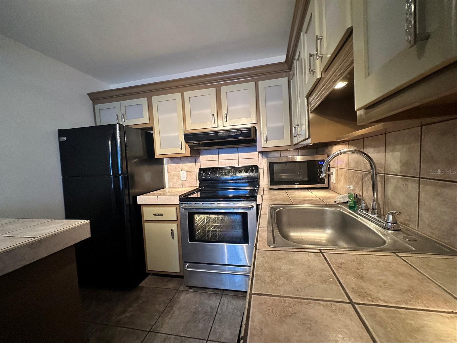 Image 9 of 23 For 2349 Oak Park Way 107