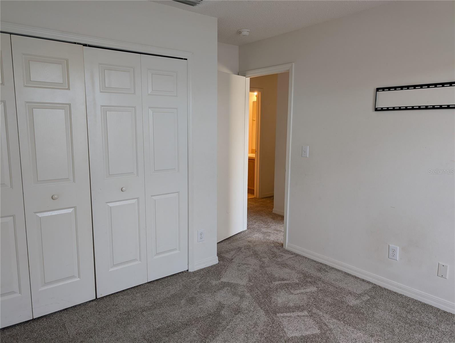 Image 15 of 24 For 4110 Waterside Island Court