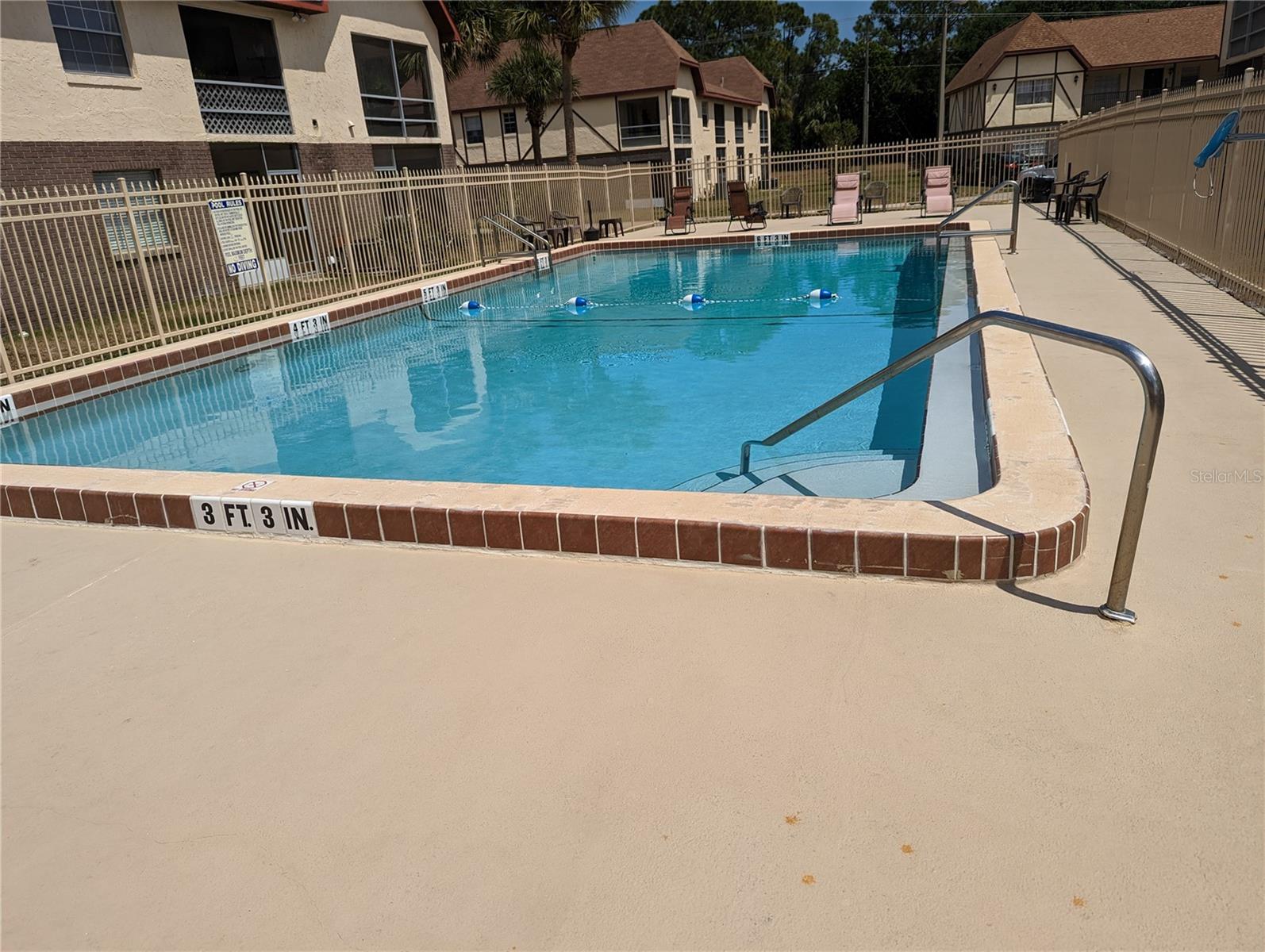 Image 2 of 17 For 3100 Sir Hamilton Circle 1