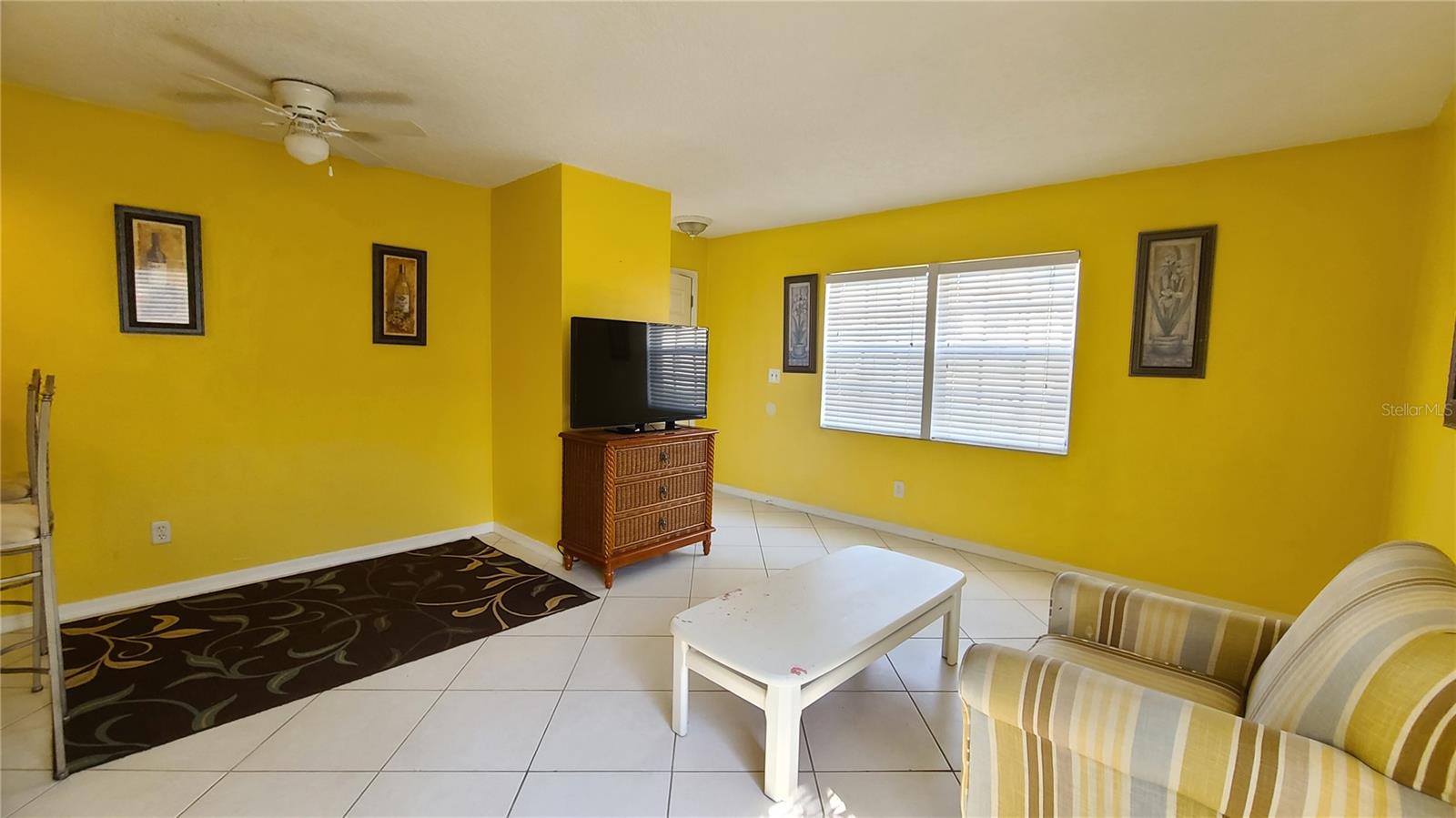 Image 6 of 17 For 3100 Sir Hamilton Circle 1
