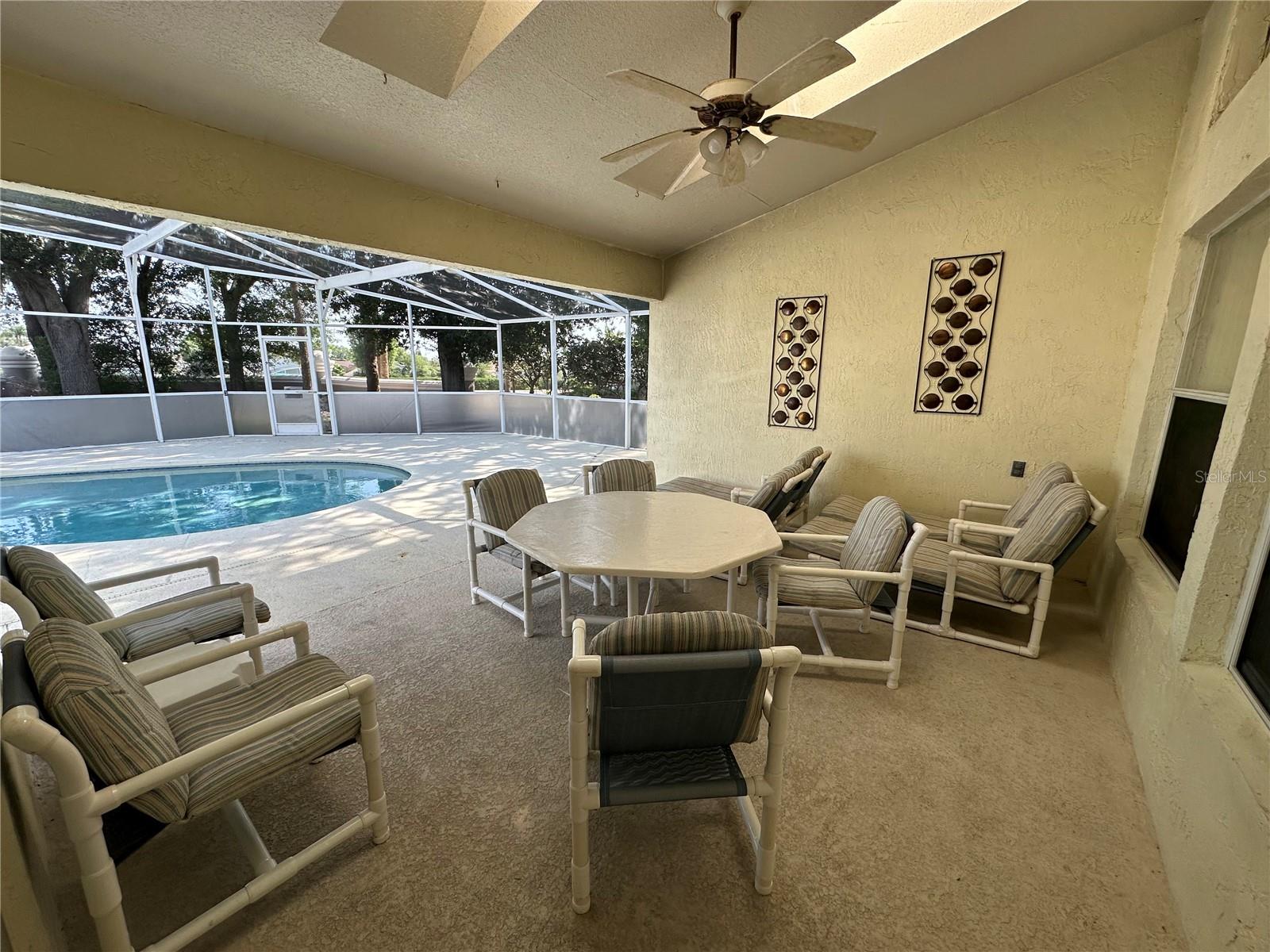 Image 27 of 36 For 5604 Loma Vista Drive W