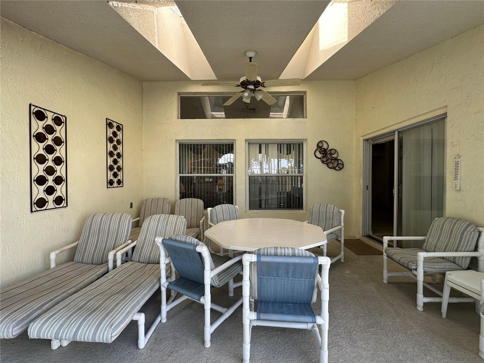Image 31 of 36 For 5604 Loma Vista Drive W