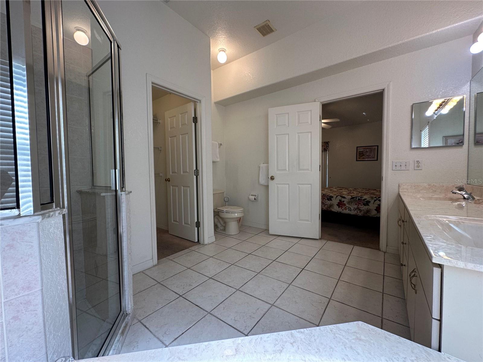Image 32 of 36 For 5604 Loma Vista Drive W