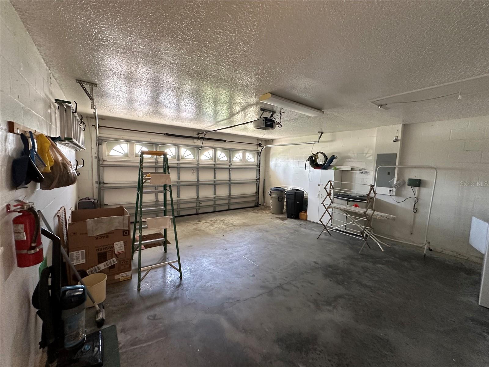 Image 33 of 36 For 5604 Loma Vista Drive W