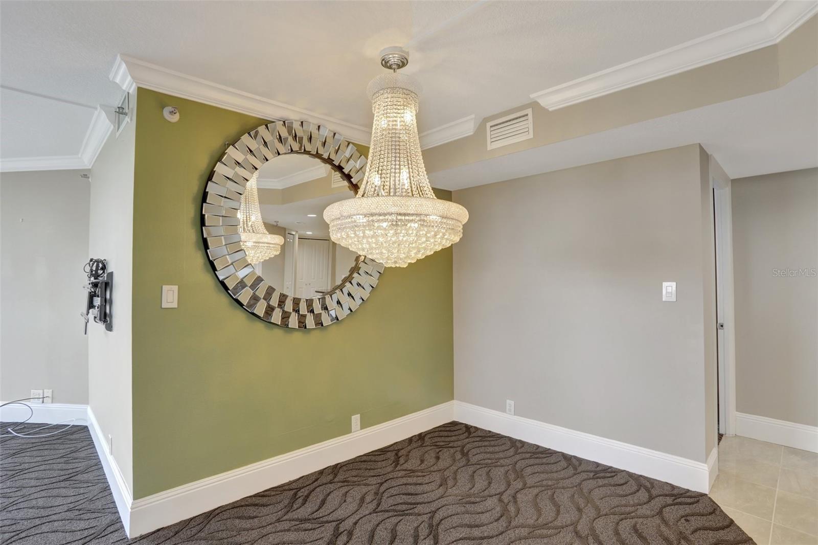 Image 12 of 67 For 400 Colonial Drive 1202