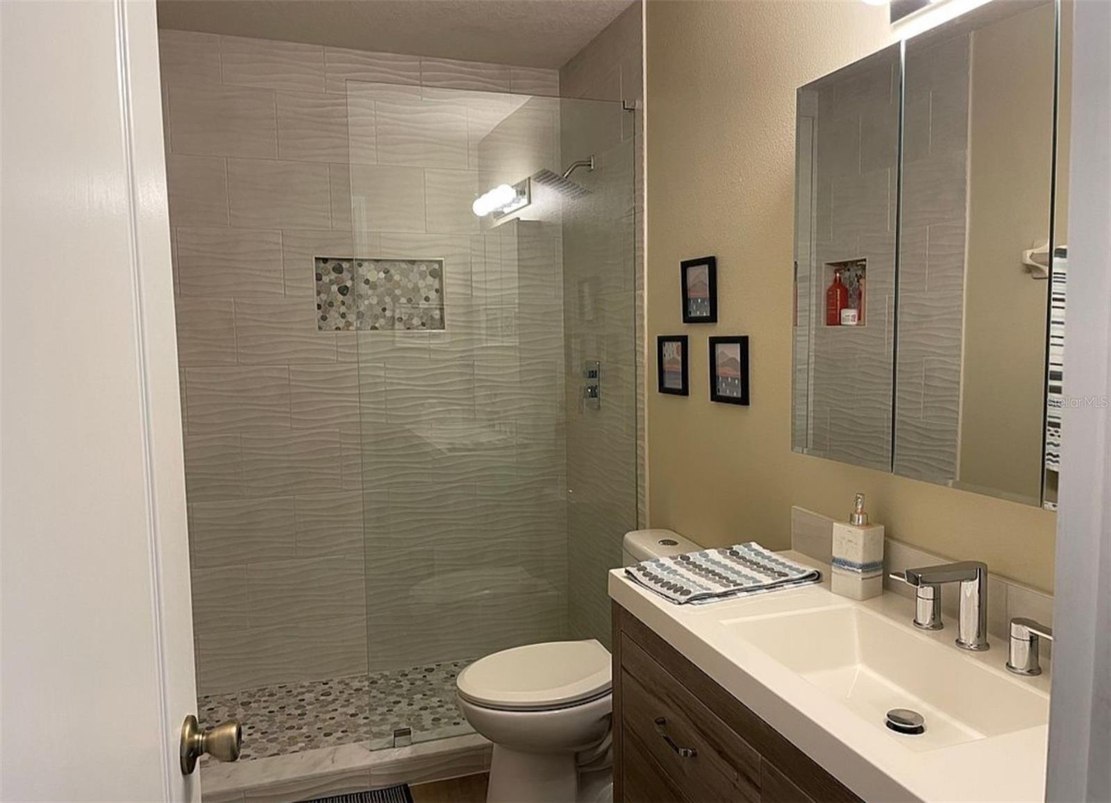 Image 7 of 19 For 8187 60th Terrace