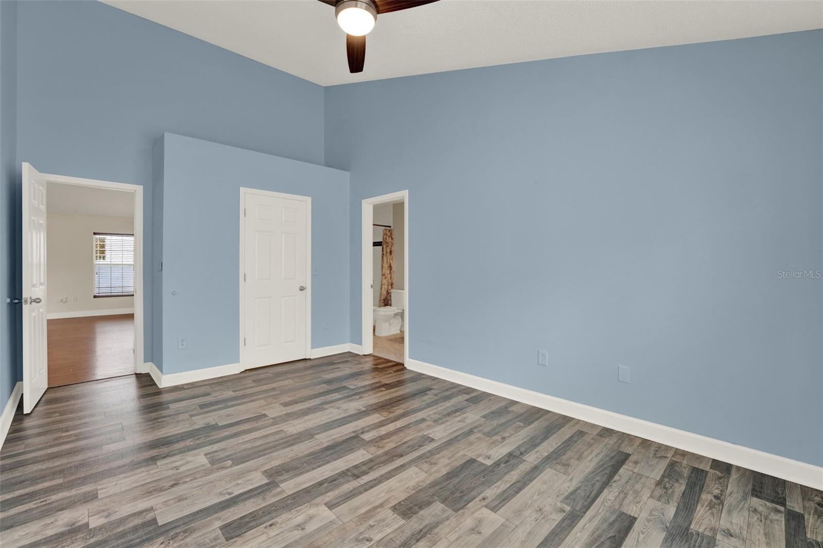 Image 14 of 30 For 4406 Brookstone Court