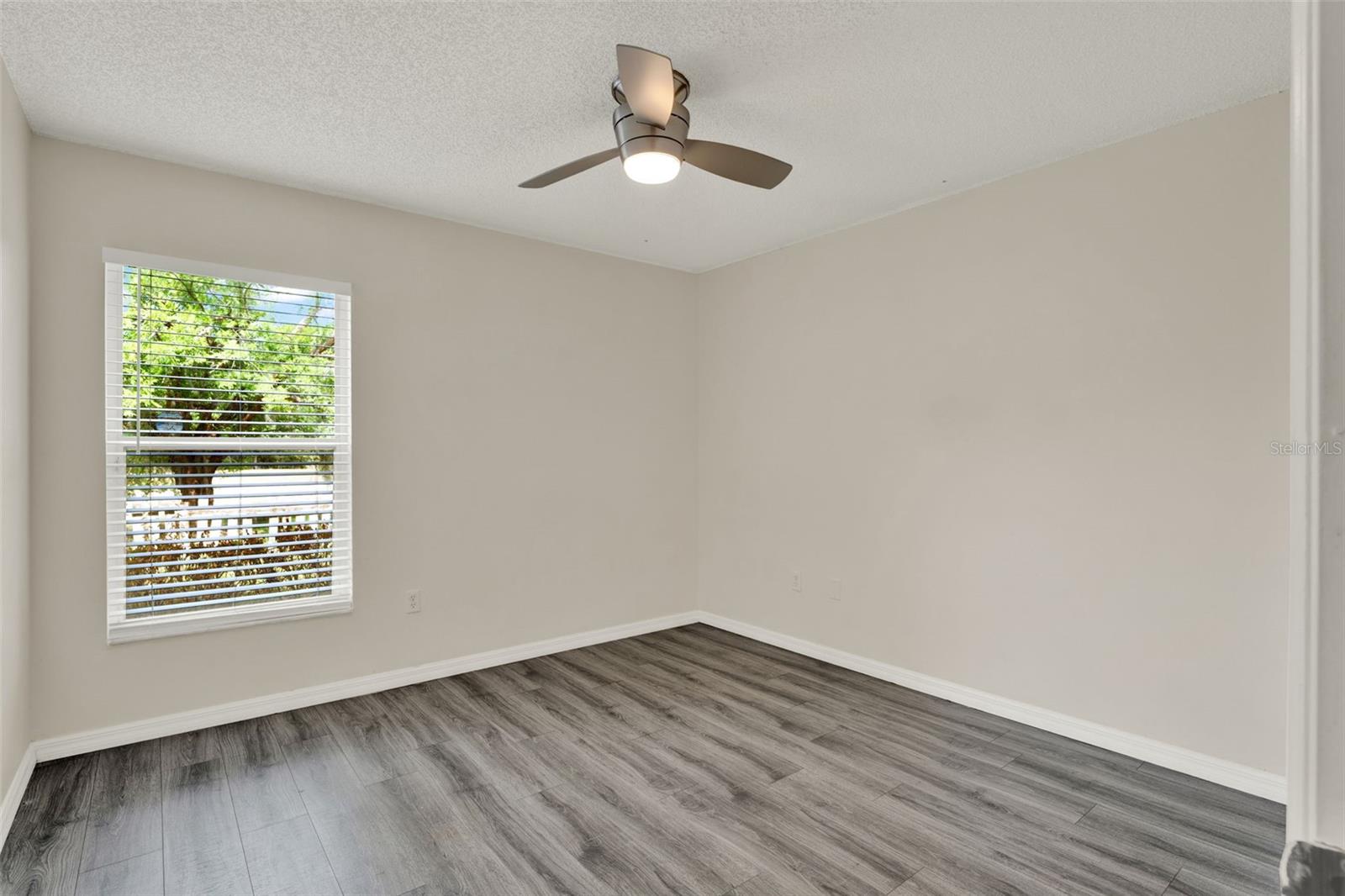 Image 18 of 30 For 4406 Brookstone Court
