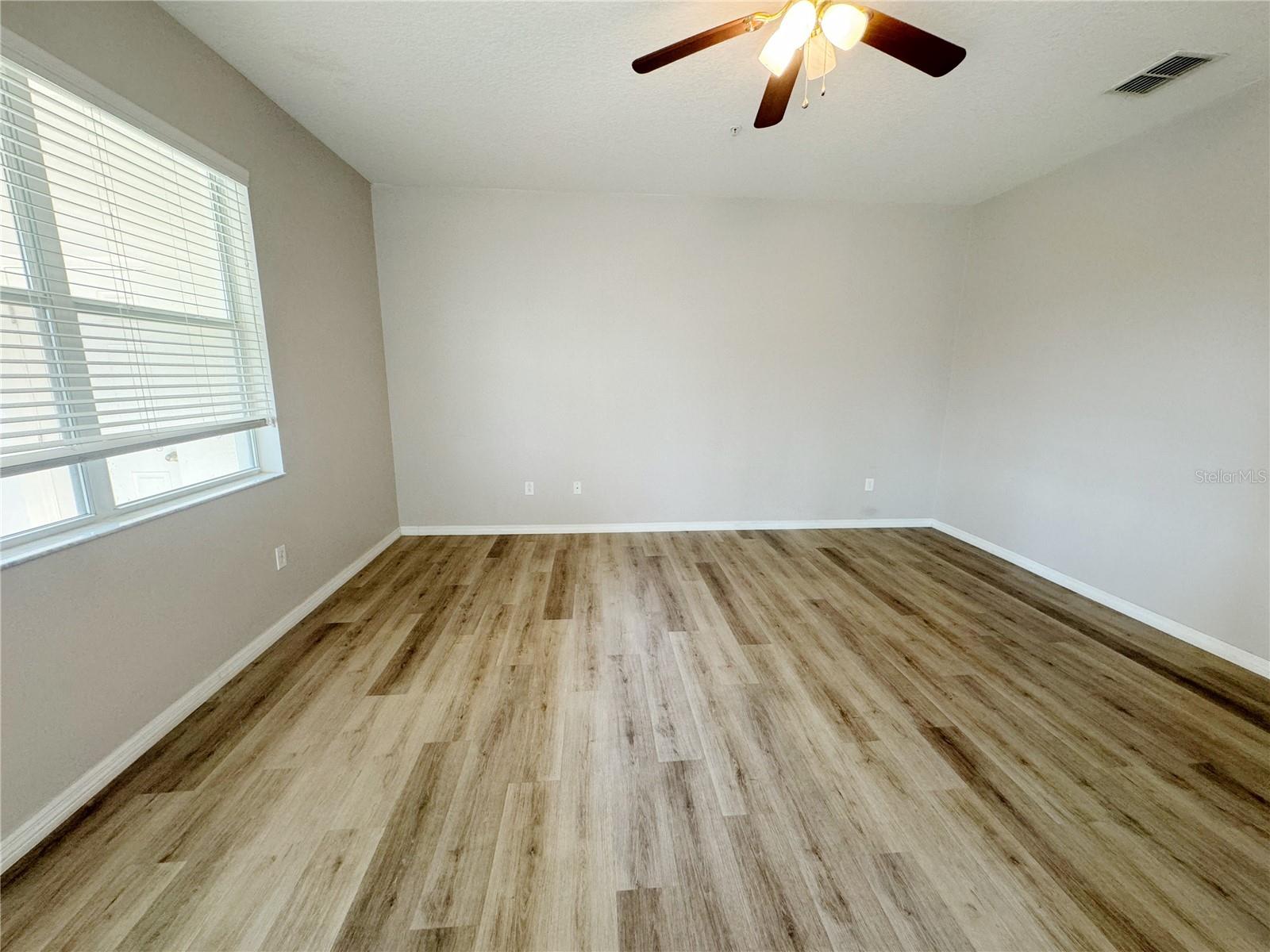 Image 19 of 45 For 1625 Priory Circle