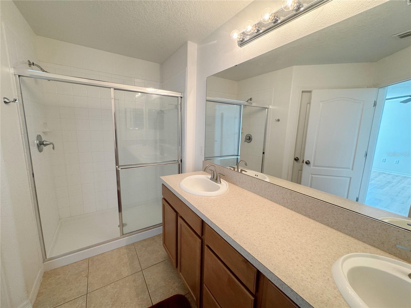 Image 38 of 45 For 1625 Priory Circle