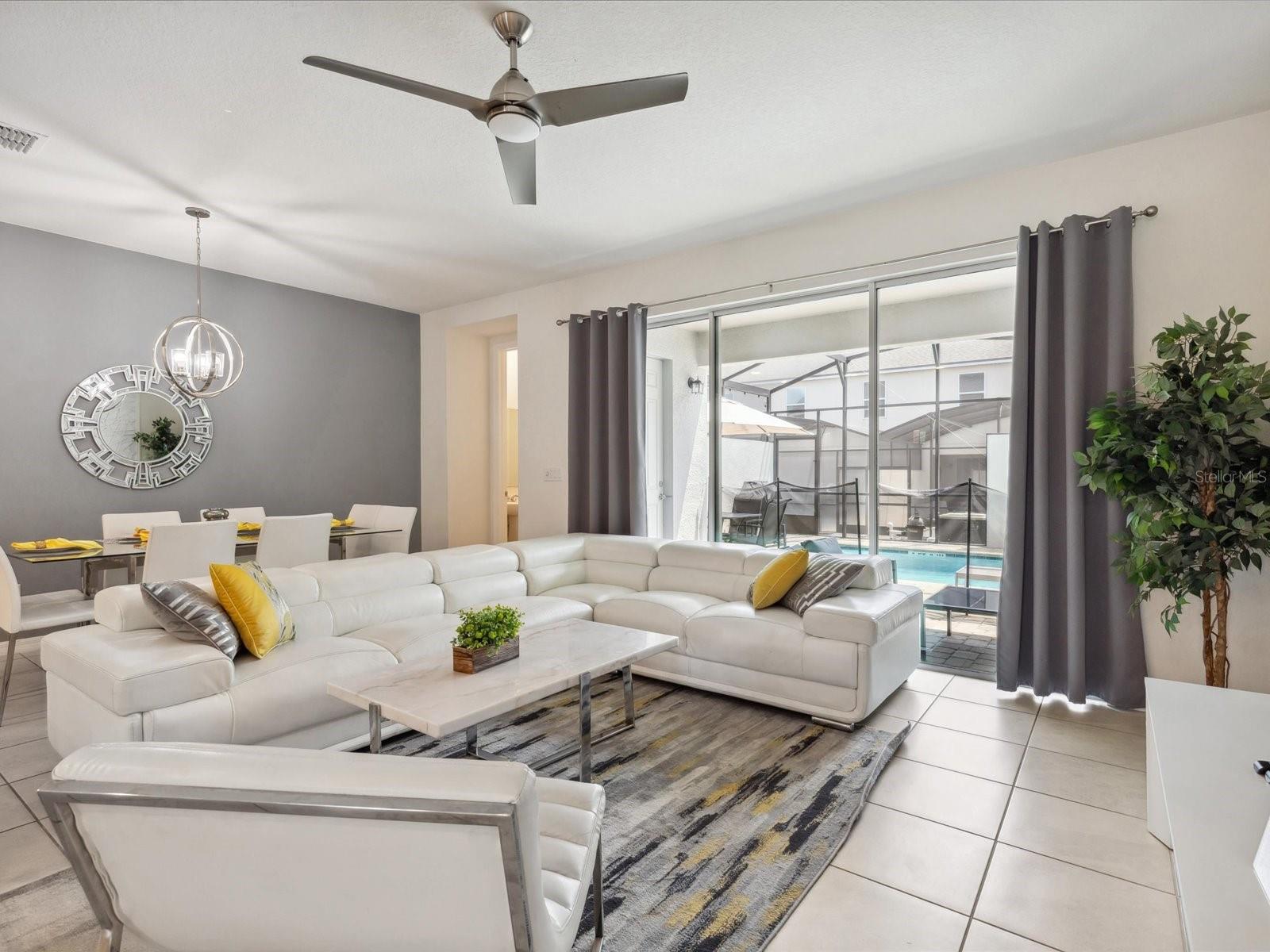 Image 15 of 52 For 1632 Tropical Palms Circle