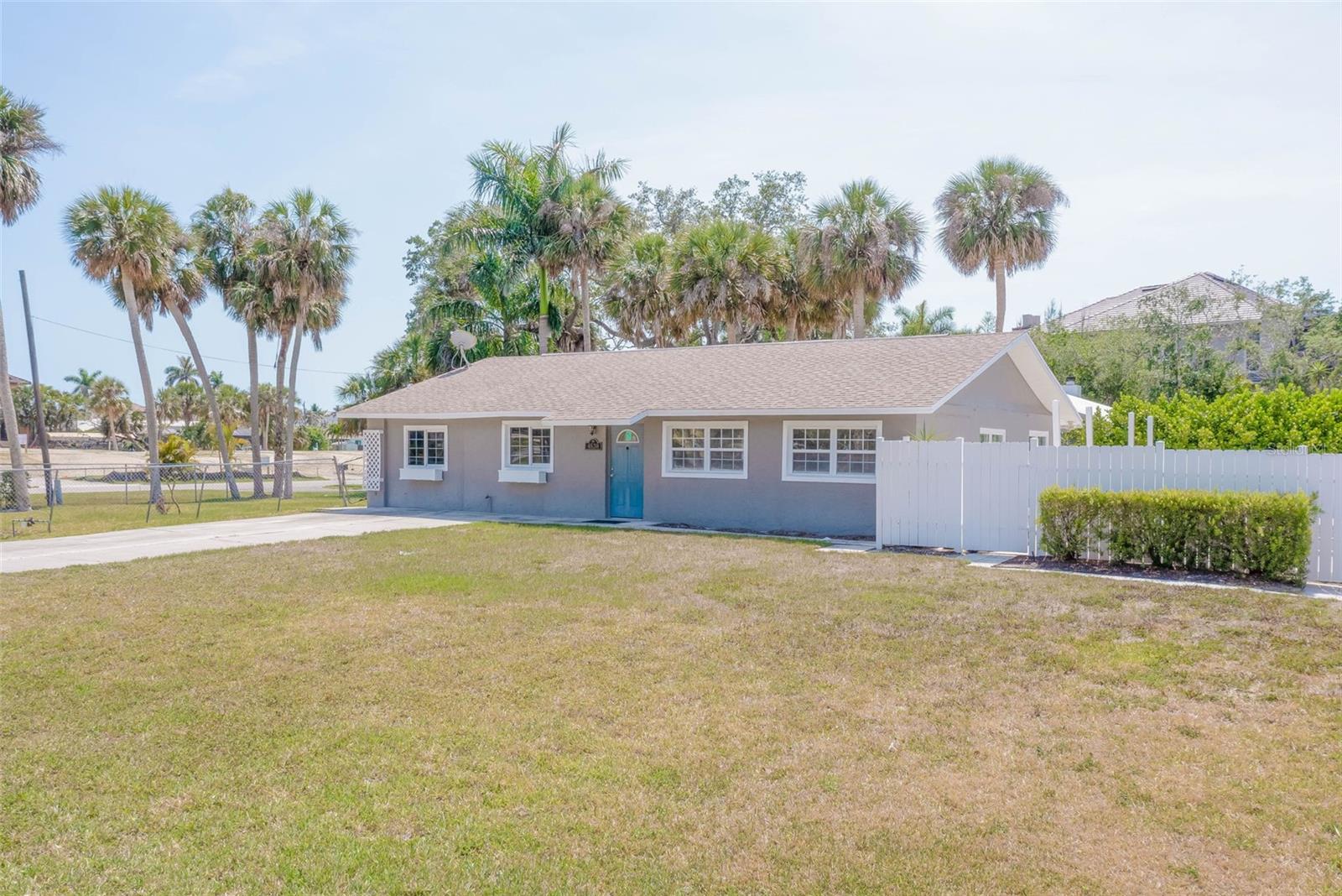 Image 14 of 21 For 4838 Tarpon Avenue