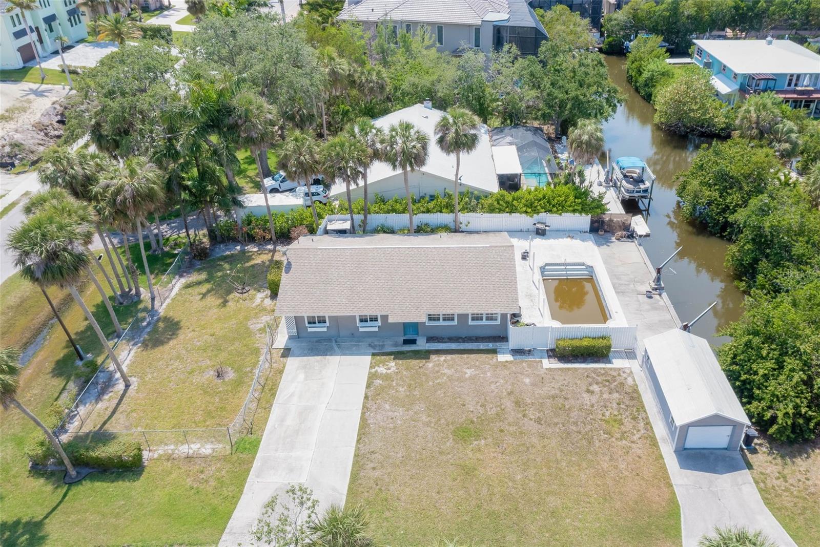 Image 17 of 21 For 4838 Tarpon Avenue