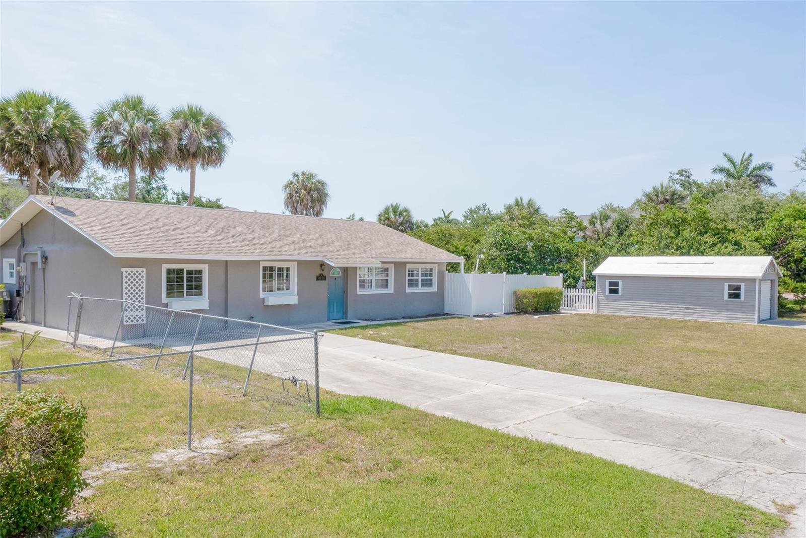 Image 7 of 21 For 4838 Tarpon Avenue