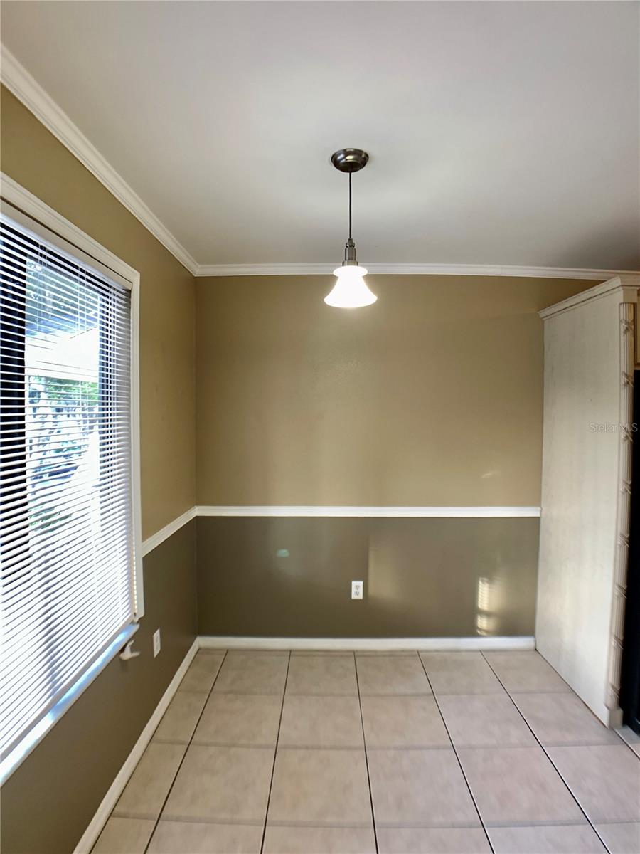 Image 3 of 28 For 9530 Darien Avenue 9530