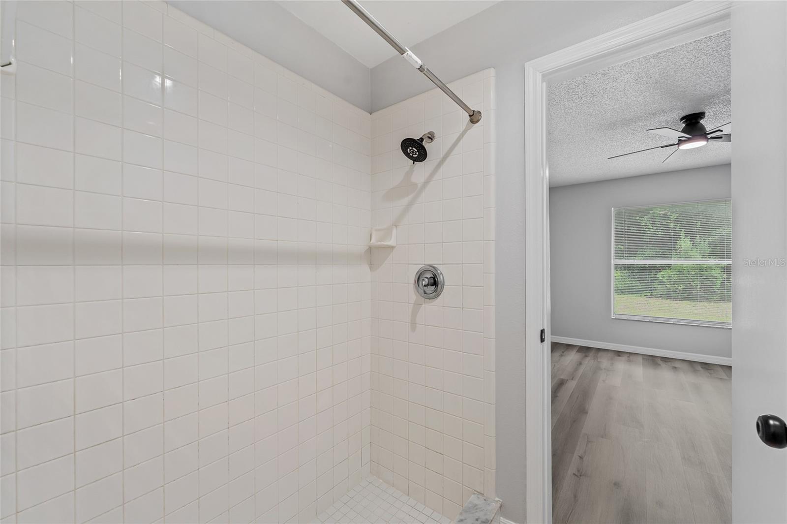 Image 12 of 24 For 14820 Laguna Beach Circle