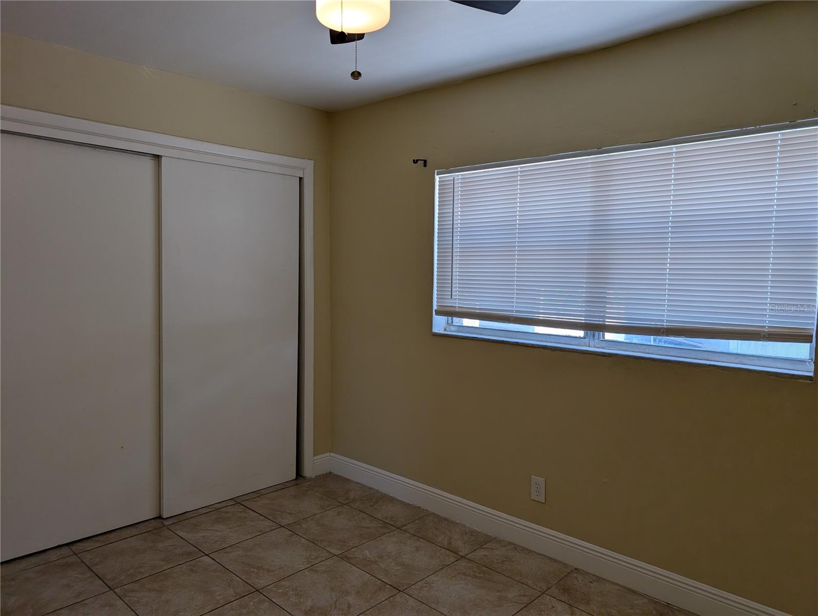 Image 12 of 14 For 8944 Temple Terrace Highway
