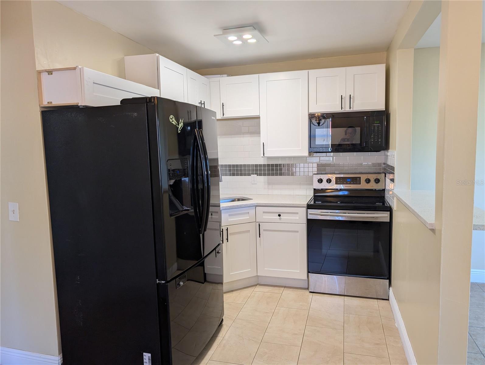 Image 4 of 14 For 8944 Temple Terrace Highway