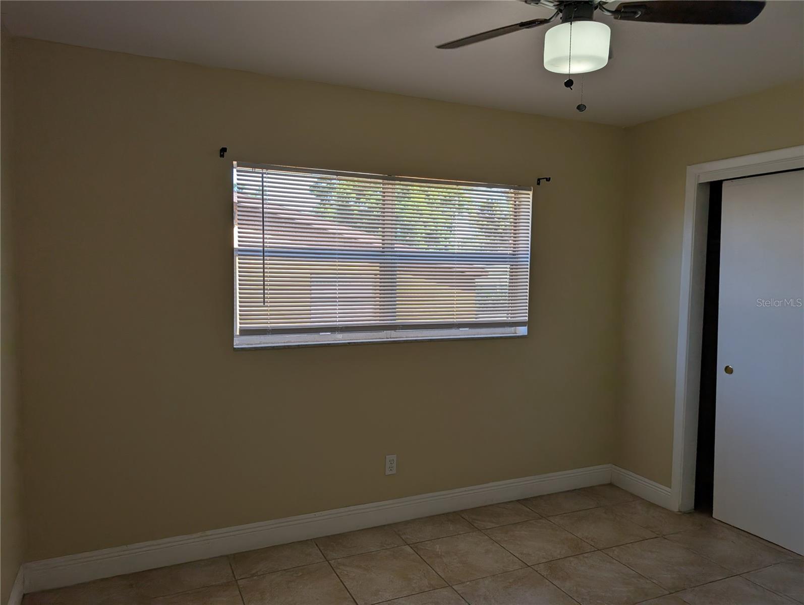 Image 9 of 14 For 8944 Temple Terrace Highway