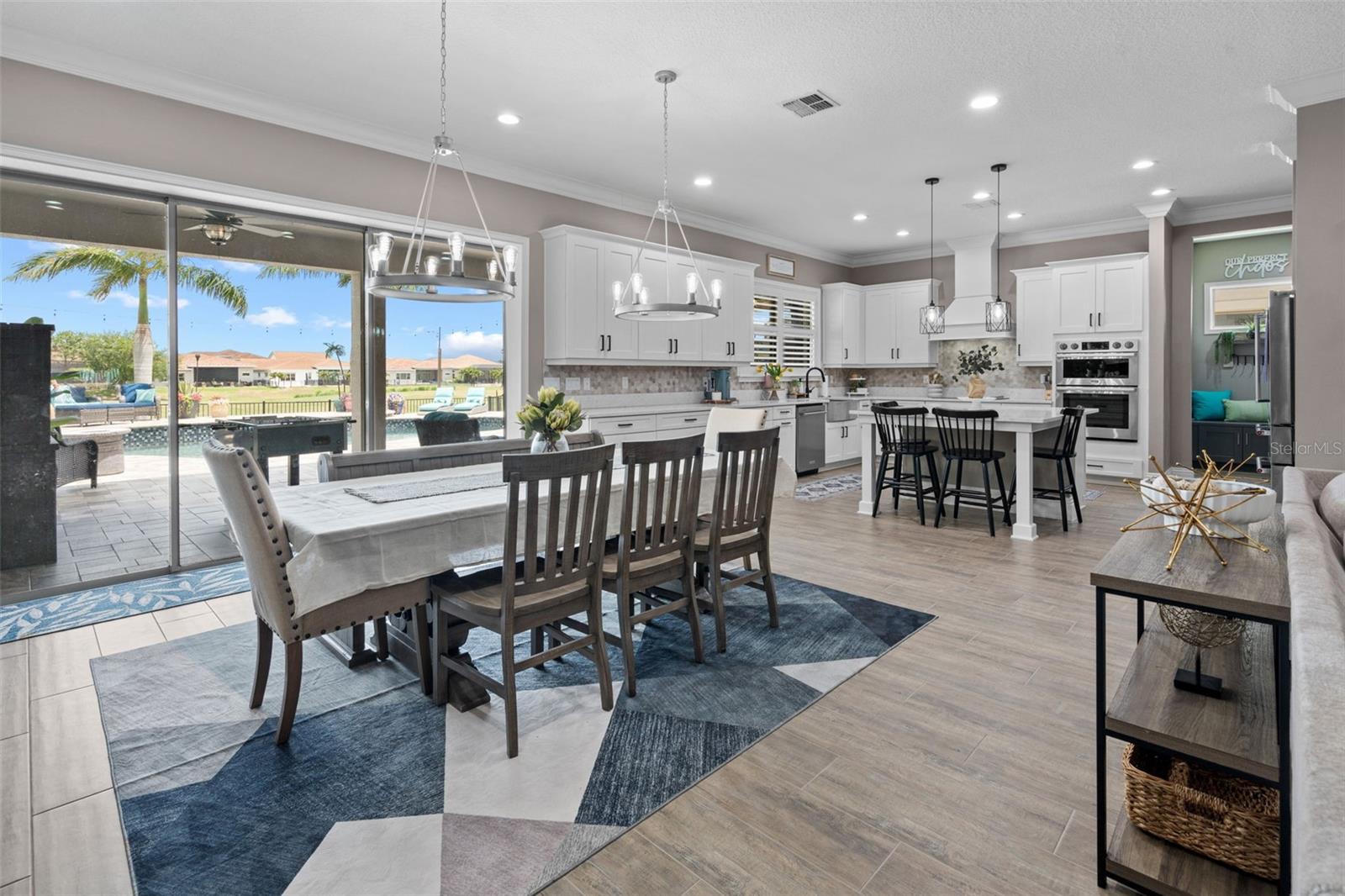 Image 17 of 57 For 13139 Stanthorne Avenue