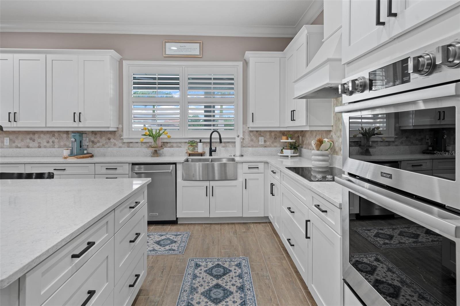 Image 21 of 57 For 13139 Stanthorne Avenue