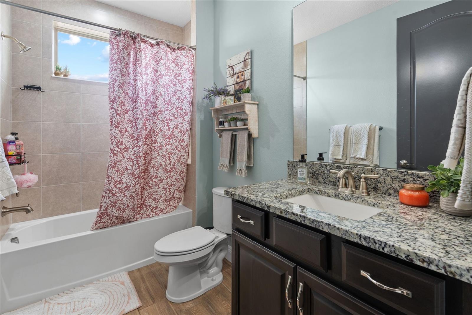 Image 32 of 57 For 13139 Stanthorne Avenue
