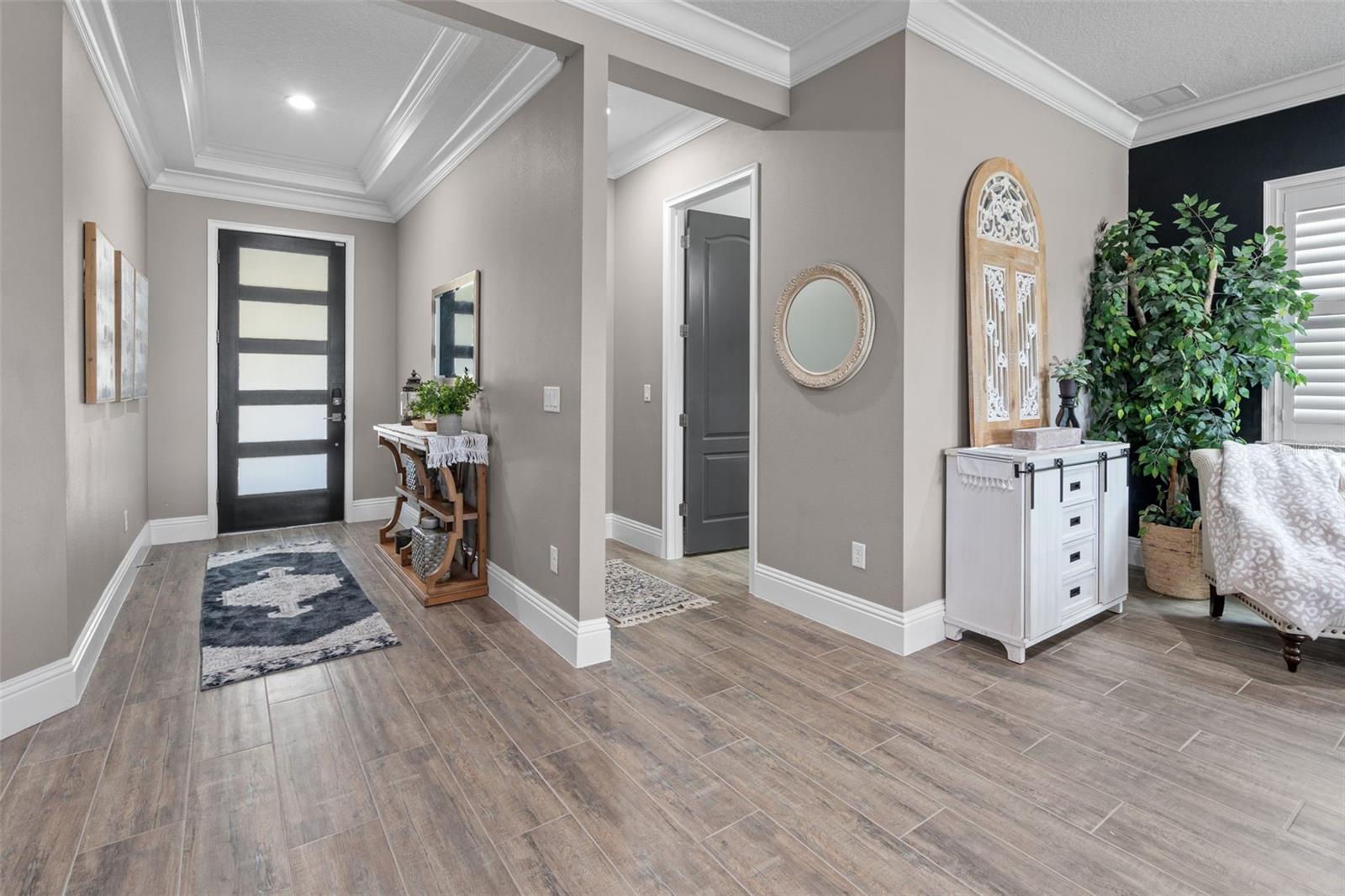 Image 4 of 57 For 13139 Stanthorne Avenue
