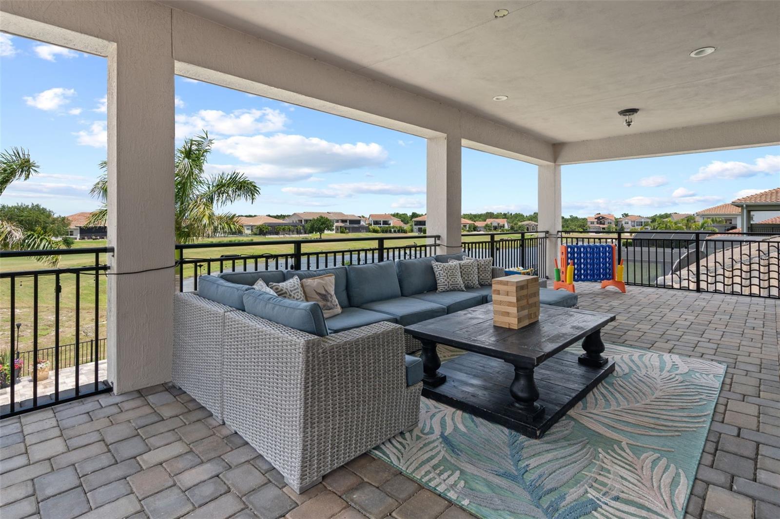 Image 47 of 57 For 13139 Stanthorne Avenue