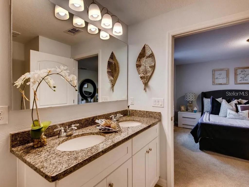 Image 15 of 29 For 17081 Water Spring Boulevard