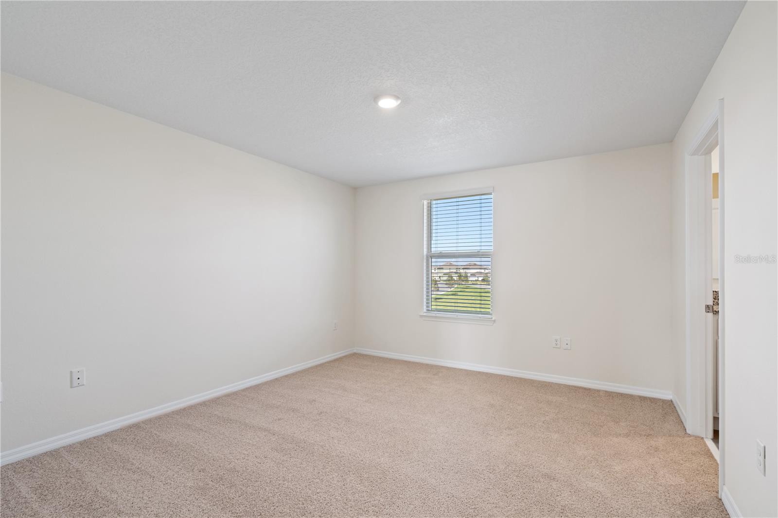 Image 17 of 29 For 17081 Water Spring Boulevard